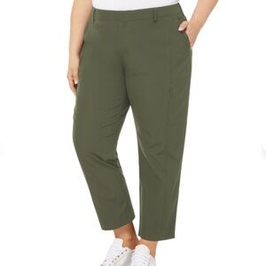 NWOT - TRAVEL / HIKING / CARGO PANTS